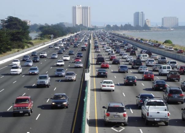 Straßenverkehr in den USA.  Foto: Auto-Medienportal.Net/Wikipedia